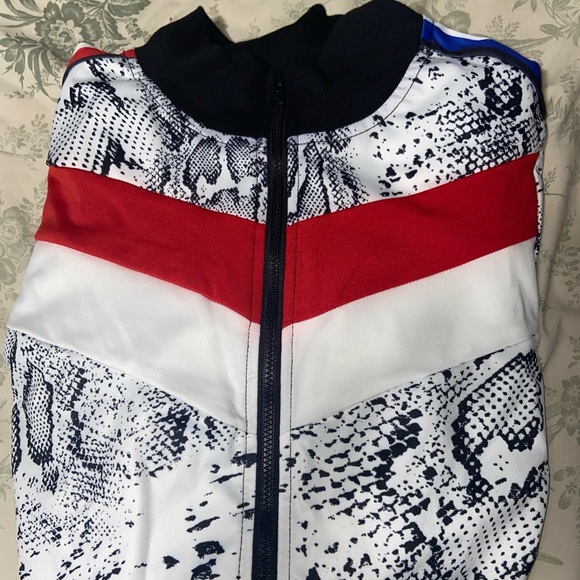 SNAKESKIN TURTLENECK ZIPPER JACKET COAT AND PANTS TRACKSUIT - Picture 3 of 4